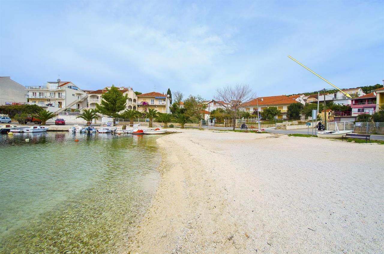 Apartments Karlo โตรกีร์ ภายนอก รูปภาพ